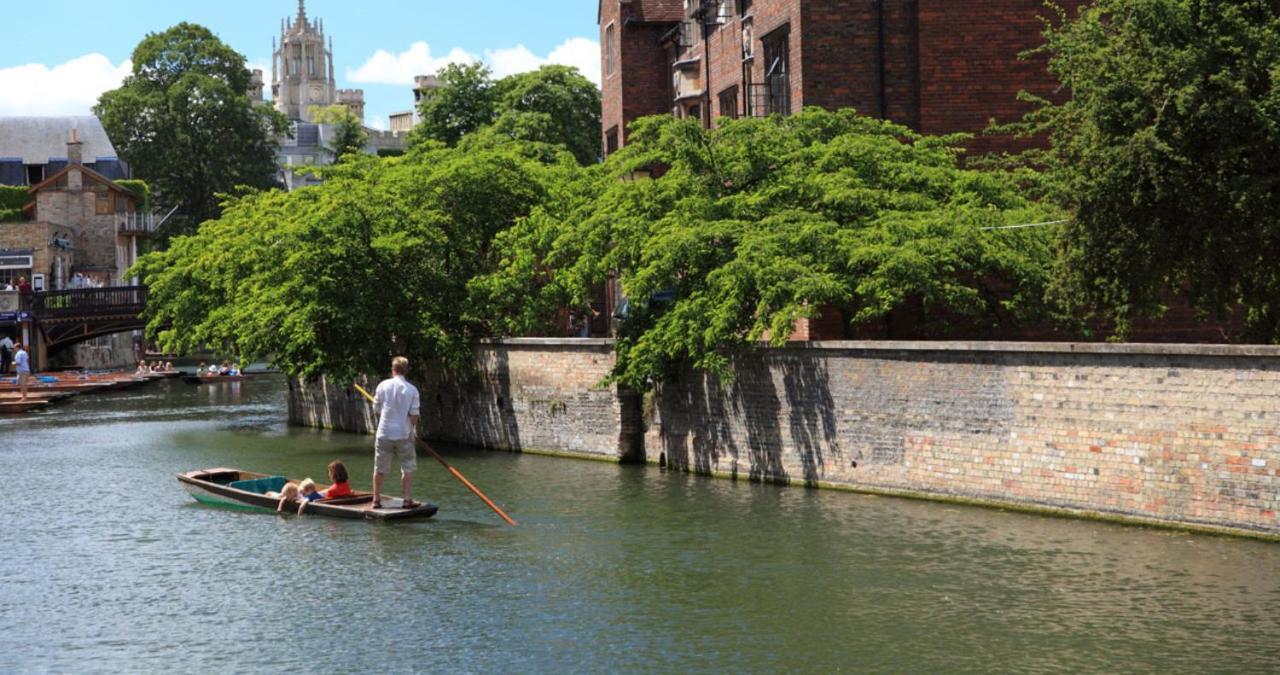 Stunning 1Br - Super Central- Peaceful Area - Lower Ground Apartment Cambridge  Esterno foto