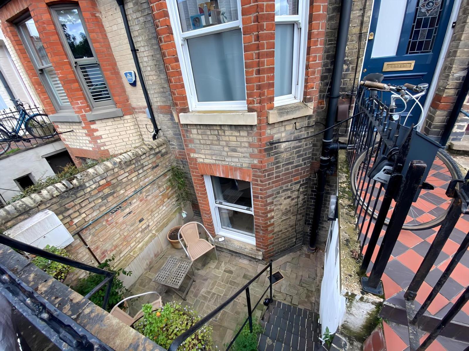 Stunning 1Br - Super Central- Peaceful Area - Lower Ground Apartment Cambridge  Esterno foto